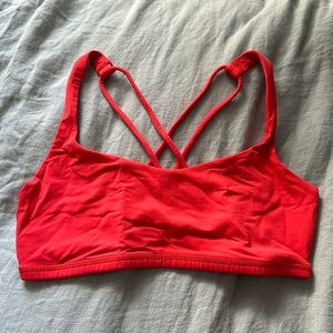 Lululemon sports bra